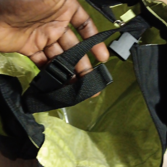 The PERFECT BABY DIAPER BAG THAT FITS EVERYTHING - Picture 6 of 6